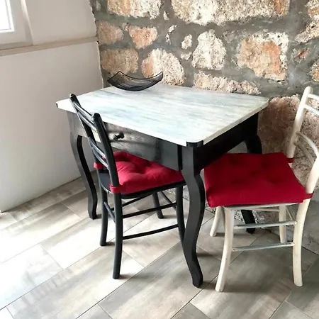 Apartment Ellani Punat