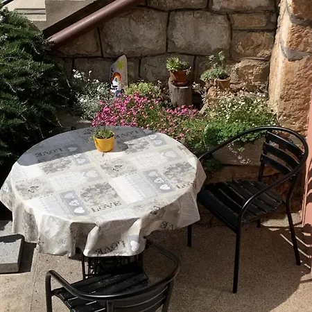 Apartment Ellani